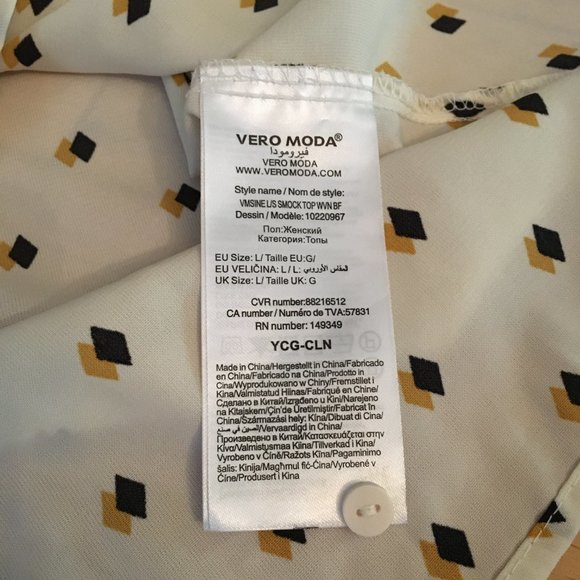 Retro 70s Mock Neck Diamond Print Secretary Blouse - Picture 15 of 16